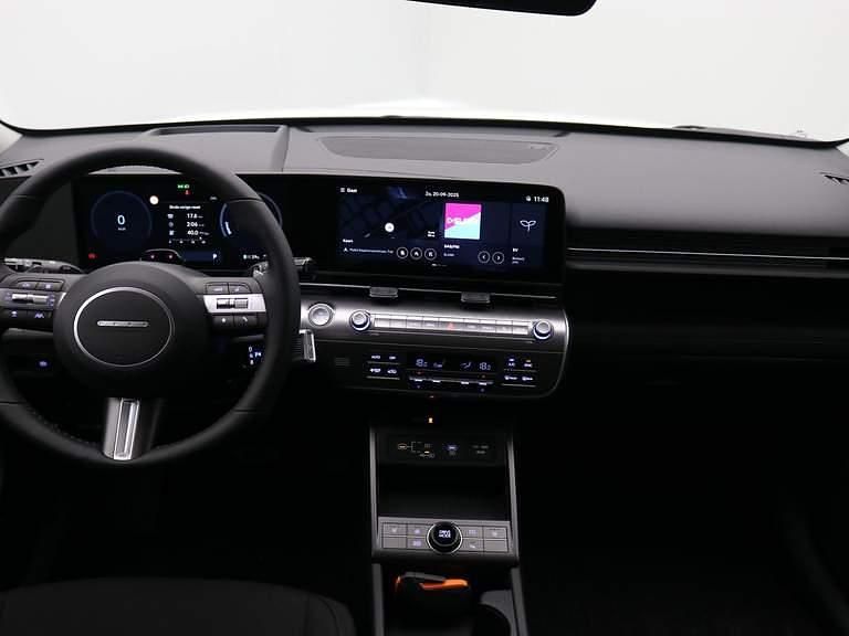 Nieuw Hyundai Kona 114 kW (156 PK) 2025 Atlas white (licht wit) SUV