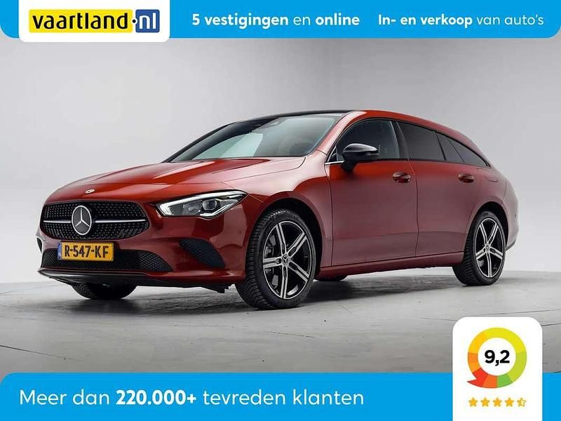 Rood Gebruikt 2022 Mercedes CLA250e Luxury Sedan | € 24.945 (Eerlijke prijs) - Afbeelding 1/4