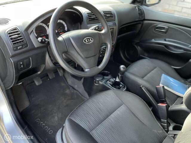 Occasion Kia Picanto 63 PK (46 kW) 2008 Grijs Hatchback