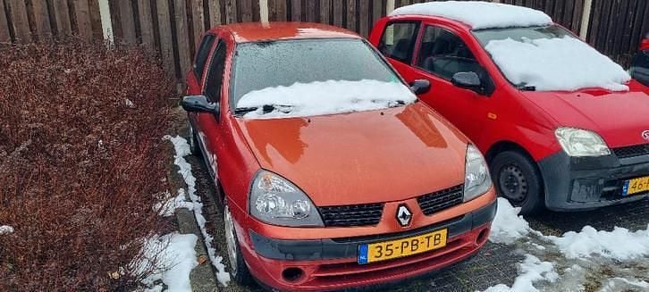 Occasion 2004 Renault Clio II | € 600 (Super prijs) - Afbeelding 1/1