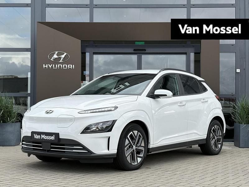 Wit Nieuw 2025 Hyundai Kona SUV | € 32.741 (Super prijs) - Afbeelding 1/3