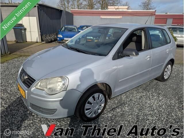 Grijs Occasion 2006 VW Polo Trendline Hatchback | € 1.050 (Goede deal) - Afbeelding 1/4