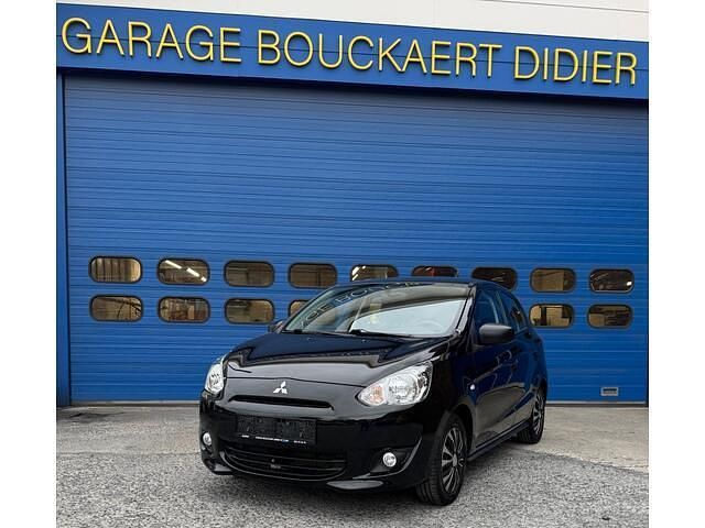 Zwart Gebruikt 2016 Mitsubishi Space Star Diamant Edition Hatchback | € 6.850 (Iets duurder) - Afbeelding 1/4