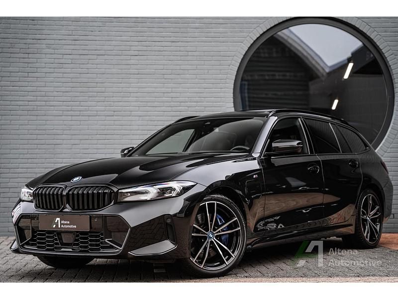 Occasion BMW 330 M Sport 293 PK (215 kW) 2023 Zwart Stationwagen