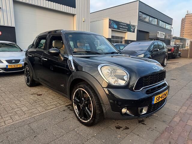 Zwart Occasion 2010 Mini Cooper S Countryman Chili SUV | € 6.499 (Eerlijke prijs) - Afbeelding 1/4