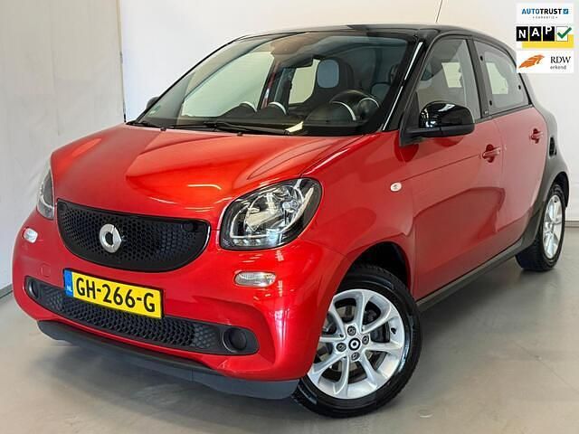 Rood Gebruikt 2015 Smart ForFour Passion Hatchback | € 6.999 (Eerlijke prijs) - Afbeelding 1/4