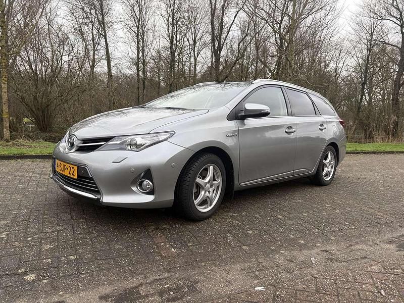 Occasion Toyota Auris 136 PK (100 kW) 2013 Zilver Stationwagen