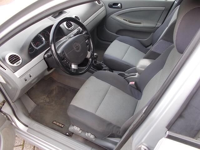 Occasion Chevrolet Nubira 123 PK (90 kW) 2007 Zilver Stationwagen
