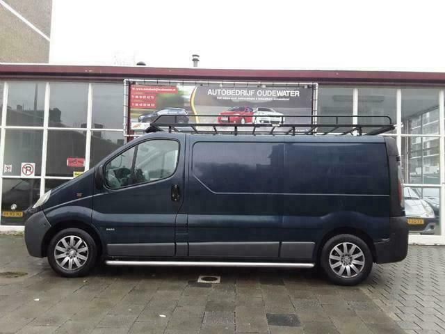 Occasion Opel Vivaro 101 PK (74 kW) 2002 Zwart MPV