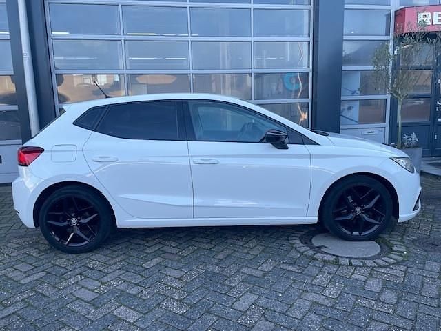 Occasion Seat Ibiza Business 116 PK (85 kW) 2018 Wit Hatchback