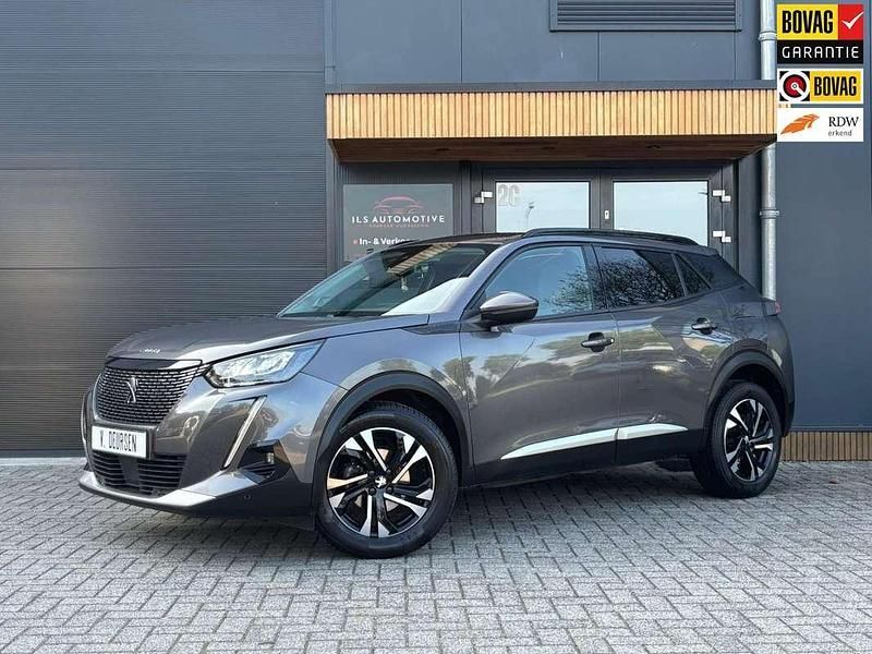 Grijs Gebruikt 2020 Peugeot 2008 Active SUV | € 18.950 (Eerlijke prijs) - Afbeelding 1/4