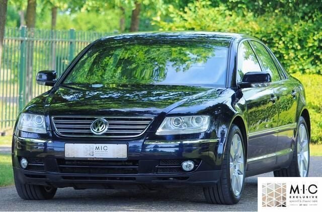 Blauw, metallic lak Gebruikt 2002 VW Phaeton Sedan | € 20.995 - Afbeelding 1/4