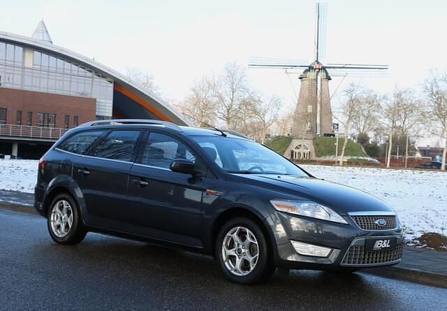 Grijs Occasion 2010 Ford Mondeo Limited Stationwagen | € 3.900 (Eerlijke prijs) - Afbeelding 1/4