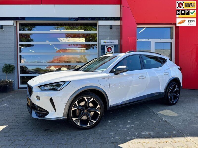 Wit Gebruikt 2022 Cupra Formentor VZ SUV | € 27.950 (Eerlijke prijs) - Afbeelding 1/4