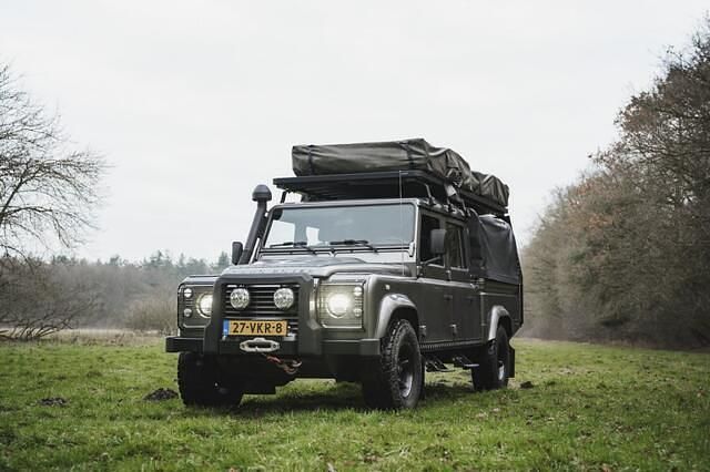 Grijs (metallic) Occasion 2007 Land Rover Defender SUV | € 35.000 (Eerlijke prijs) - Afbeelding 1/4