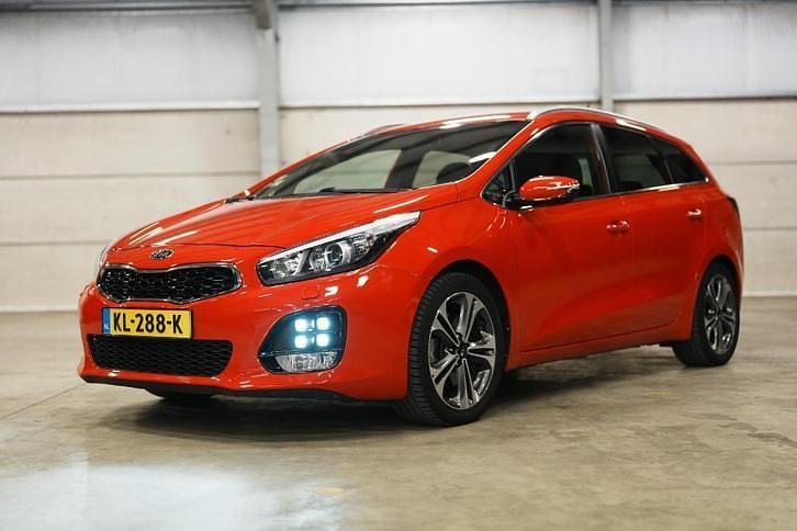 Gebruikt 2016 Kia Ceed Sportswagon GT-Line Stationwagen | € 8.995 (Goede deal) - Afbeelding 1/4