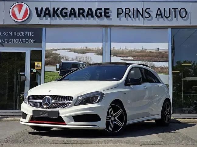 Wit Gebruikt 2012 Mercedes A250 Ambition Hatchback | € 15.400 (Eerlijke prijs) - Afbeelding 1/4