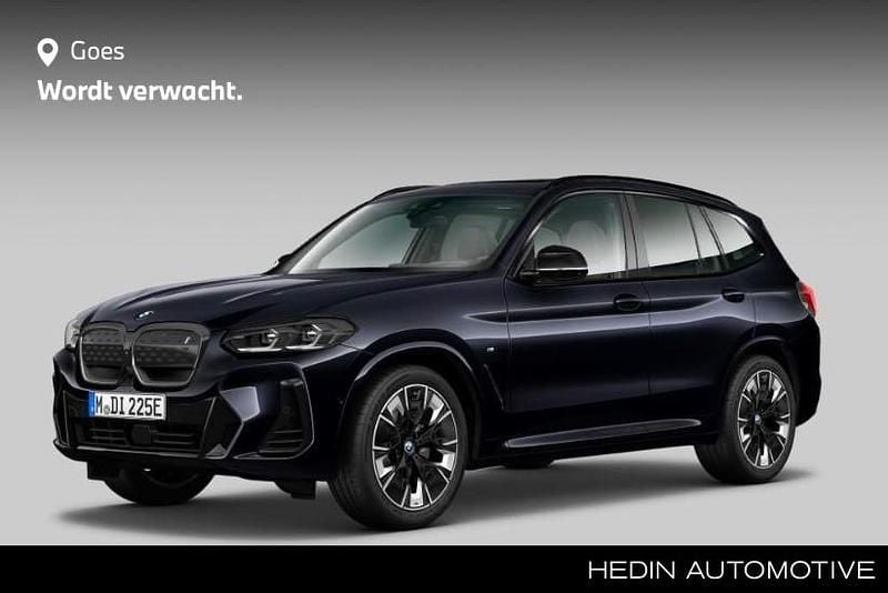 Zwart Gebruikt 2022 BMW iX3 Comfort Edition SUV | € 44.880 (Eerlijke prijs) - Afbeelding 1/3