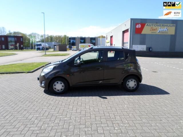 Bruin Gebruikt 2011 Chevrolet Spark LS Hatchback | € 1.600 (Goede deal) - Afbeelding 1/4