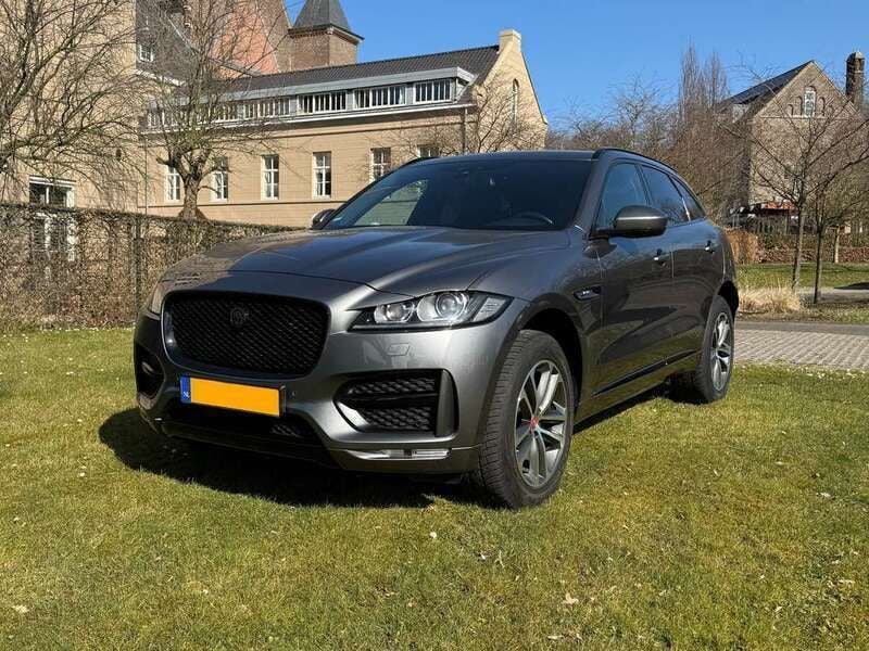 Grijs Gebruikt 2018 Jaguar F-Pace R SUV | € 34.450 (Eerlijke prijs) - Afbeelding 1/4