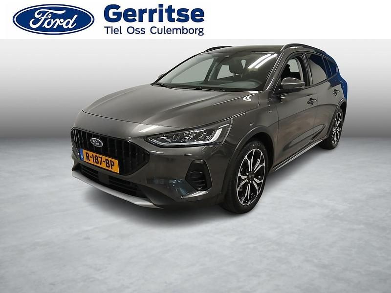 Grijs Occasion 2022 Ford Focus Active X Stationwagen | € 26.950 (Duur) - Afbeelding 1/3