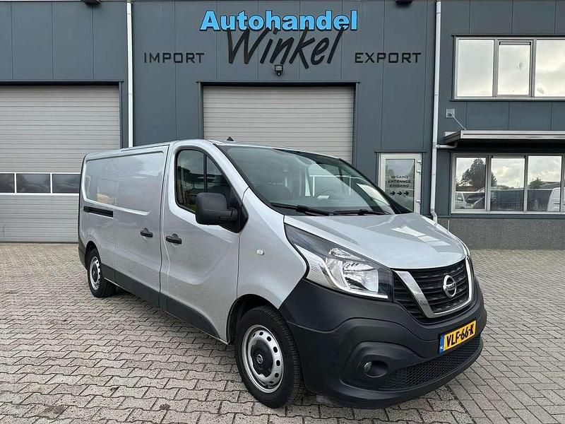 Grijs Gebruikt 2021 Nissan NV300 Van | € 8.450 (Eerlijke prijs) - Afbeelding 1/4