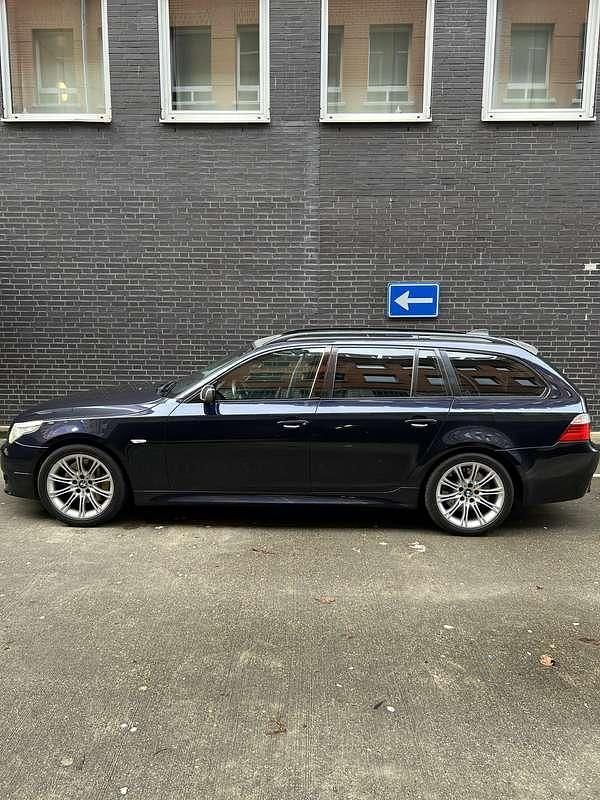 Occasion BMW 525 Executive 192 PK (141 kW) 2004 Blauw Stationwagen