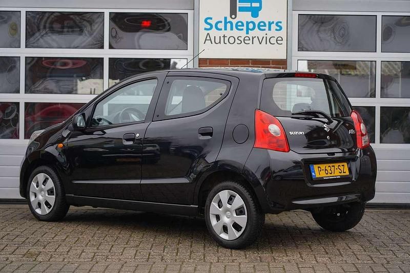 Occasion Suzuki Alto 68 PK (50 kW) 2011 Zwart Hatchback