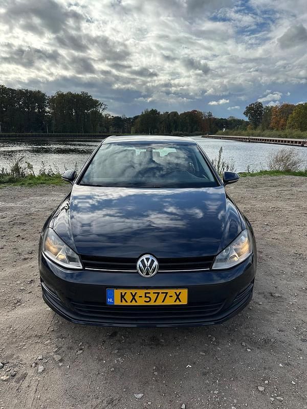 Blauw Gebruikt 2017 VW Golf VII Comfortline Hatchback | € 11.500 (Goede deal) - Afbeelding 1/4