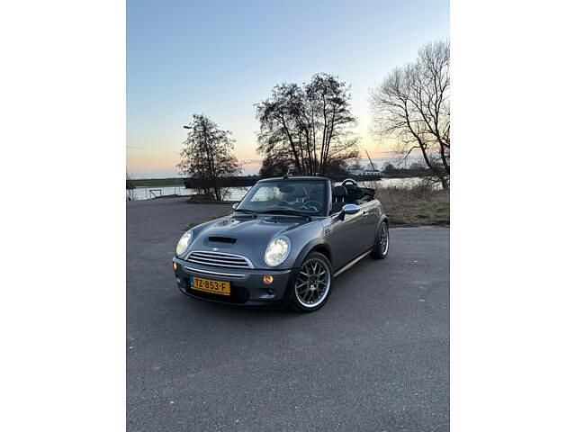 Grijs (metallic) Occasion 2007 Mini Cooper S Cabriolet Cabriolet | € 5.250 (Eerlijke prijs) - Afbeelding 1/4