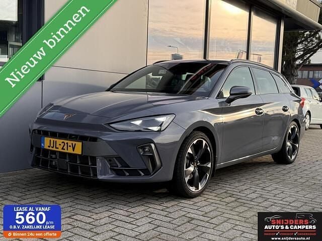 Grijs Gebruikt 2024 Cupra Leon VZ Hatchback | € 34.950 (Eerlijke prijs) - Afbeelding 1/4
