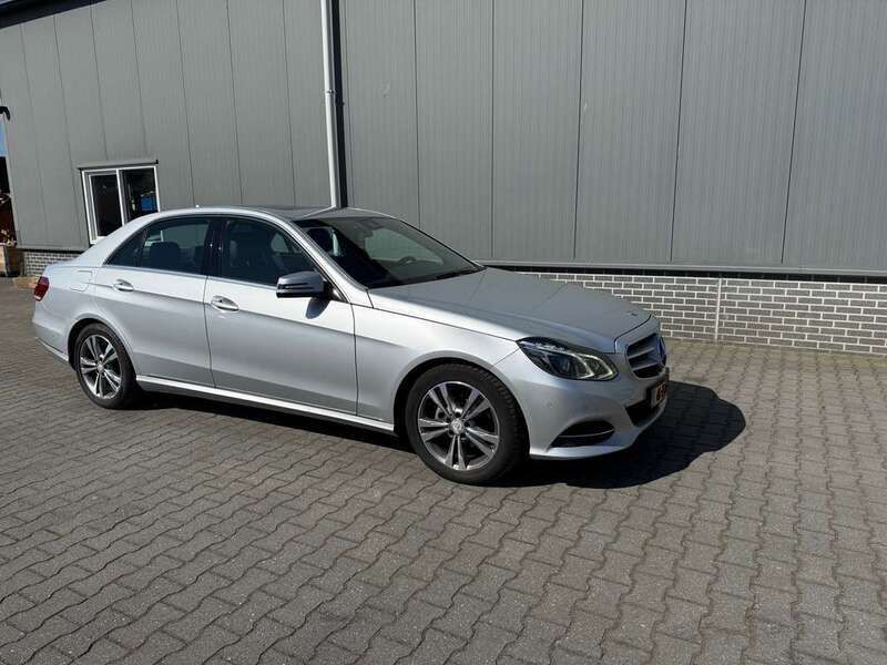 Zilver Gebruikt 2013 Mercedes E220 Stationwagen | € 12.750 - Afbeelding 1/4