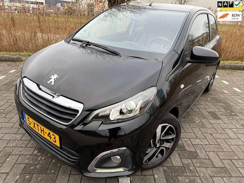 Zwart Occasion 2014 Peugeot 108 Allure Hatchback | € 4.399 (Goede deal) - Afbeelding 1/4