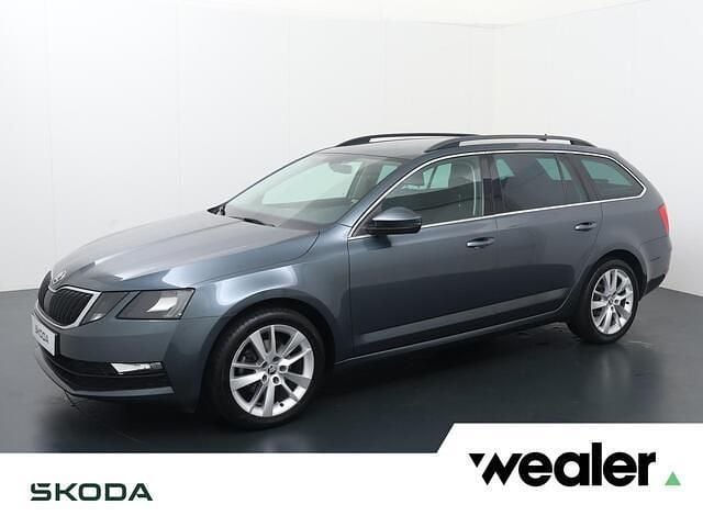 Grijs (metallic) Occasion 2020 Skoda Octavia Business Line Stationwagen | € 16.940 (Eerlijke prijs) - Afbeelding 1/4