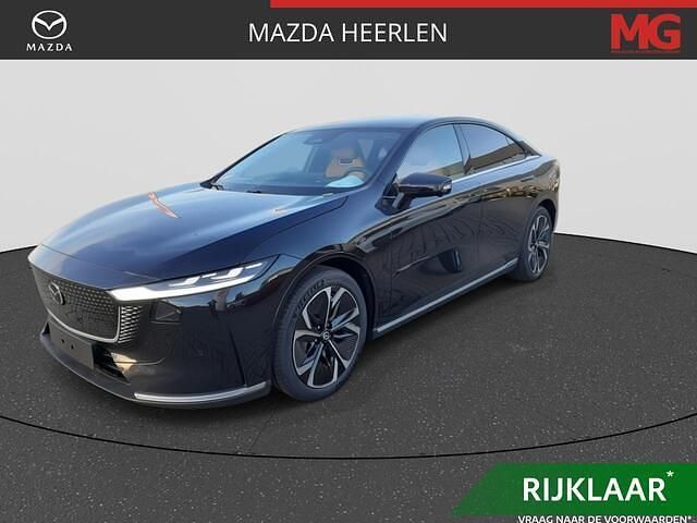 Zwart Nieuw 2025 Mazda 6e Takumi-Line Hatchback | € 45.990 (Eerlijke prijs) - Afbeelding 1/4