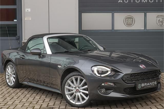 Occasion Fiat 124 Spider Lusso 141 PK (103 kW) 2018 Grijs (metallic) Cabriolet
