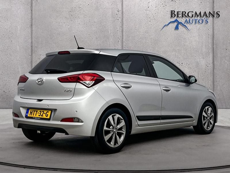Occasion Hyundai i20 Comfort 83 PK (61 kW) 2016 Grijs Hatchback
