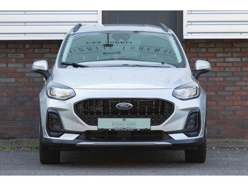 Grijs, metallic lak Gebruikt 2022 Ford Fiesta Active Hatchback | € 20.900 (Eerlijke prijs) - Afbeelding 1/4