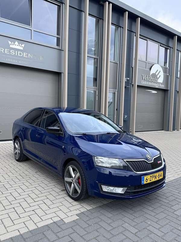 Blauw Gebruikt 2015 Skoda Rapid Sedan | € 10.500 - Afbeelding 1/4