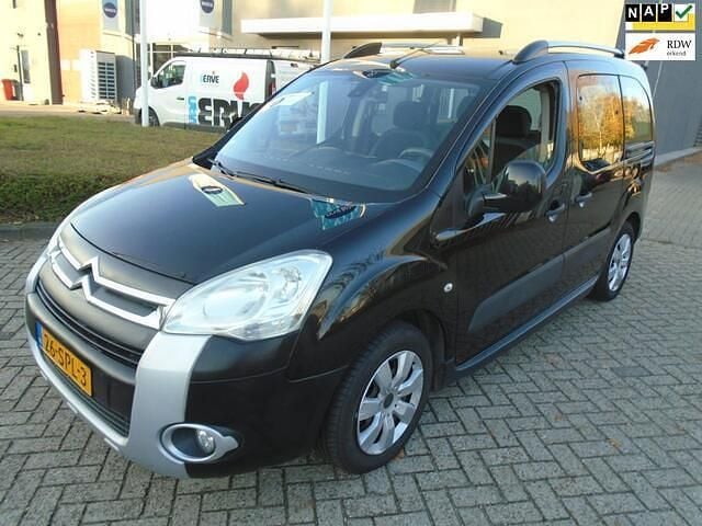 Zwart Occasion 2011 Citroën Berlingo XTR MPV | € 3.799 (Goede deal) - Afbeelding 1/4