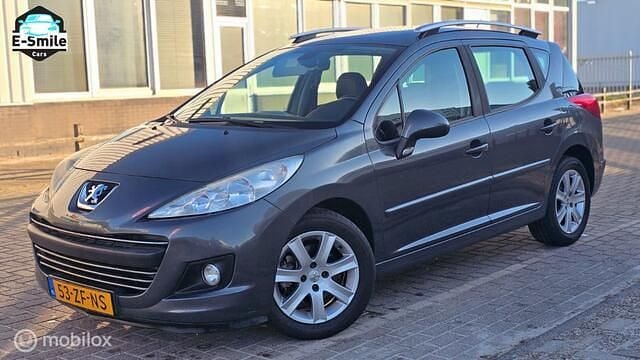 Grijs Occasion 2008 Peugeot 207 Stationwagen | € 1.499 (Goede deal) - Afbeelding 1/4