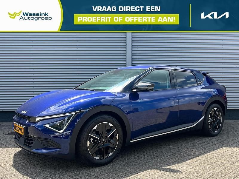 Blauw Nieuw 2025 Kia EV6 Light SUV | € 43.745 - Afbeelding 1/4