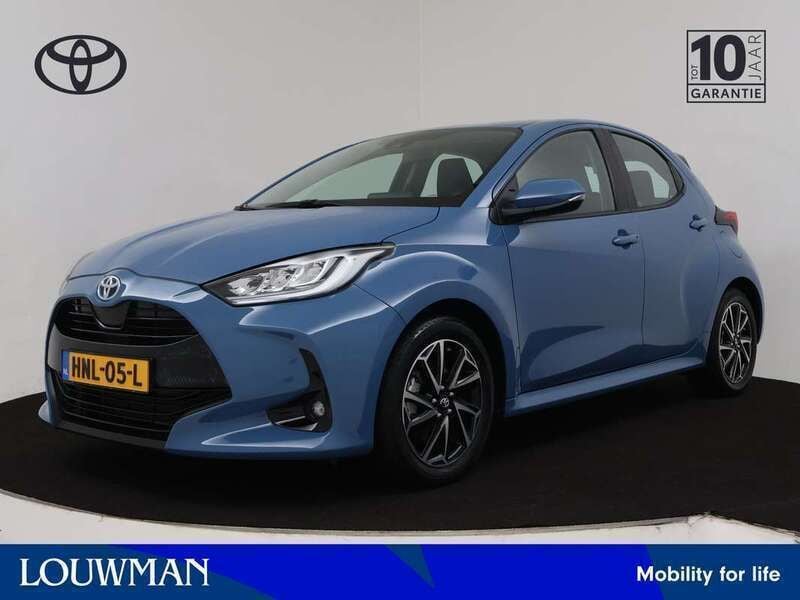Blauw Gebruikt 2021 Toyota Yaris Limited Hatchback | € 20.745 (Eerlijke prijs) - Afbeelding 1/3