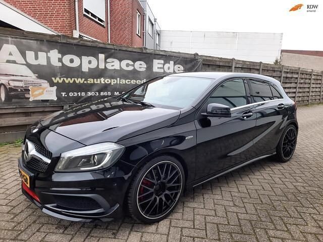 Occasion Mercedes A250 AMG 211 PK (155 kW) 2014 Zwart Hatchback