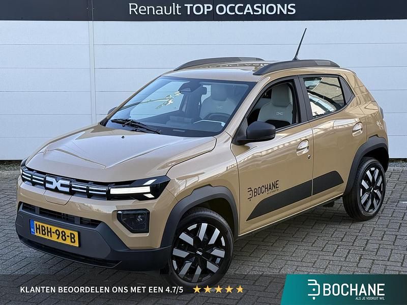 Bruin Gebruikt 2025 Dacia Spring Extreme Hatchback | € 17.695 (Eerlijke prijs) - Afbeelding 1/4