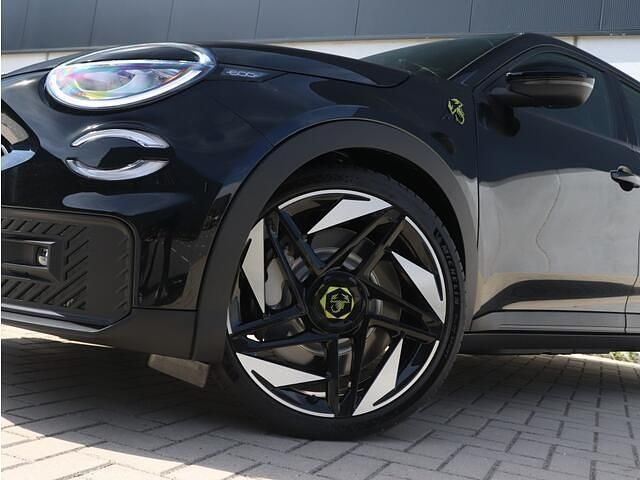 Nieuw Abarth 600e Turismo 205 kW (280 PK) 2026 Zwart SUV