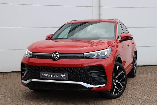 Occasion VW Tiguan Business 150 PK (110 kW) 2024 Rood SUV