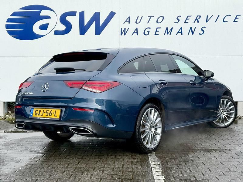 Occasion Mercedes CLA250e AMG line 218 PK (160 kW) 2022 Blauw Sedan