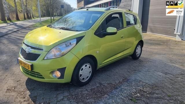 Groen Occasion 2012 Chevrolet Spark LT Hatchback | € 999 (Super prijs) - Afbeelding 1/1
