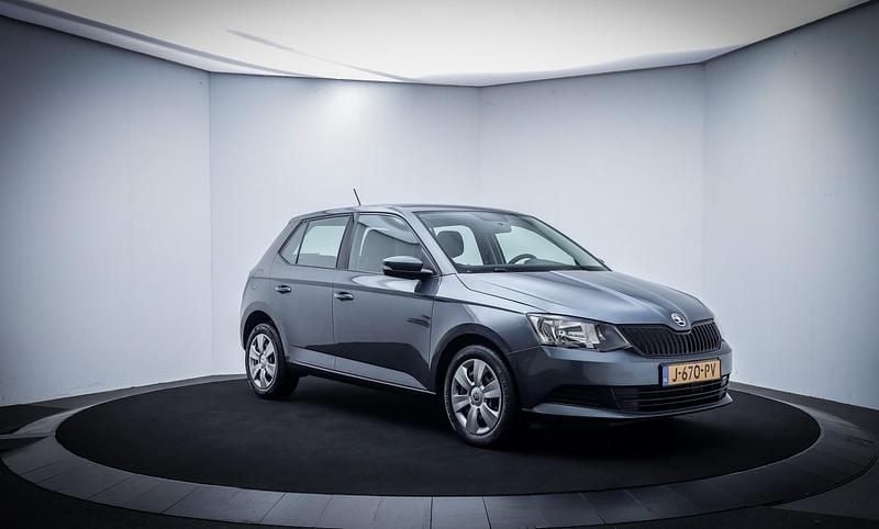 Occasion Skoda Fabia Active 2018 Grijs Hatchback